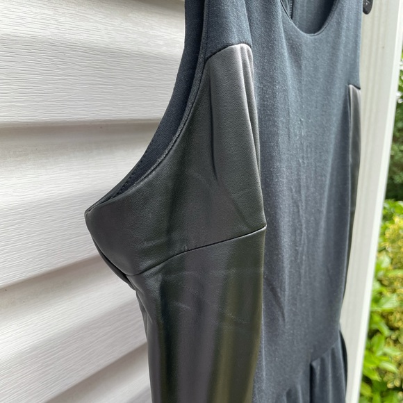 Little Black Dress - Picture 2 of 6